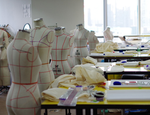 How to reshape retail rules by cutting into Tencent Smart Retail in the apparel industry?