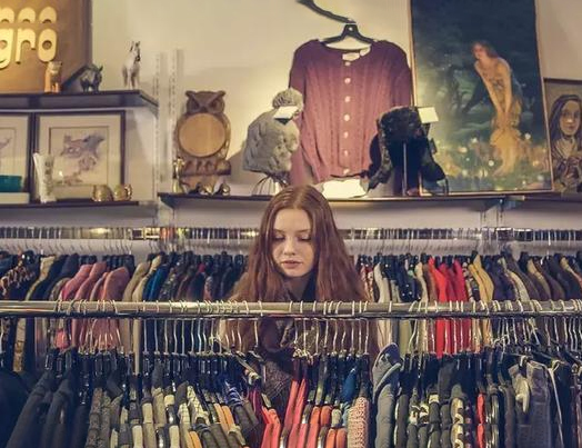 Old-fashioned clothing company have embarked on the Shanghai Fashion Week show, what do they want?